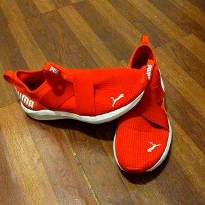 Women Red Puma